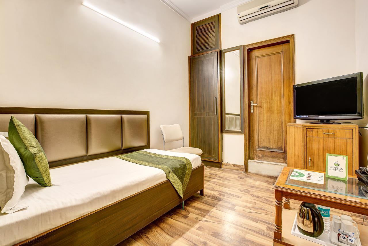 Treebo C T International Hotel Delhi  Buitenkant foto