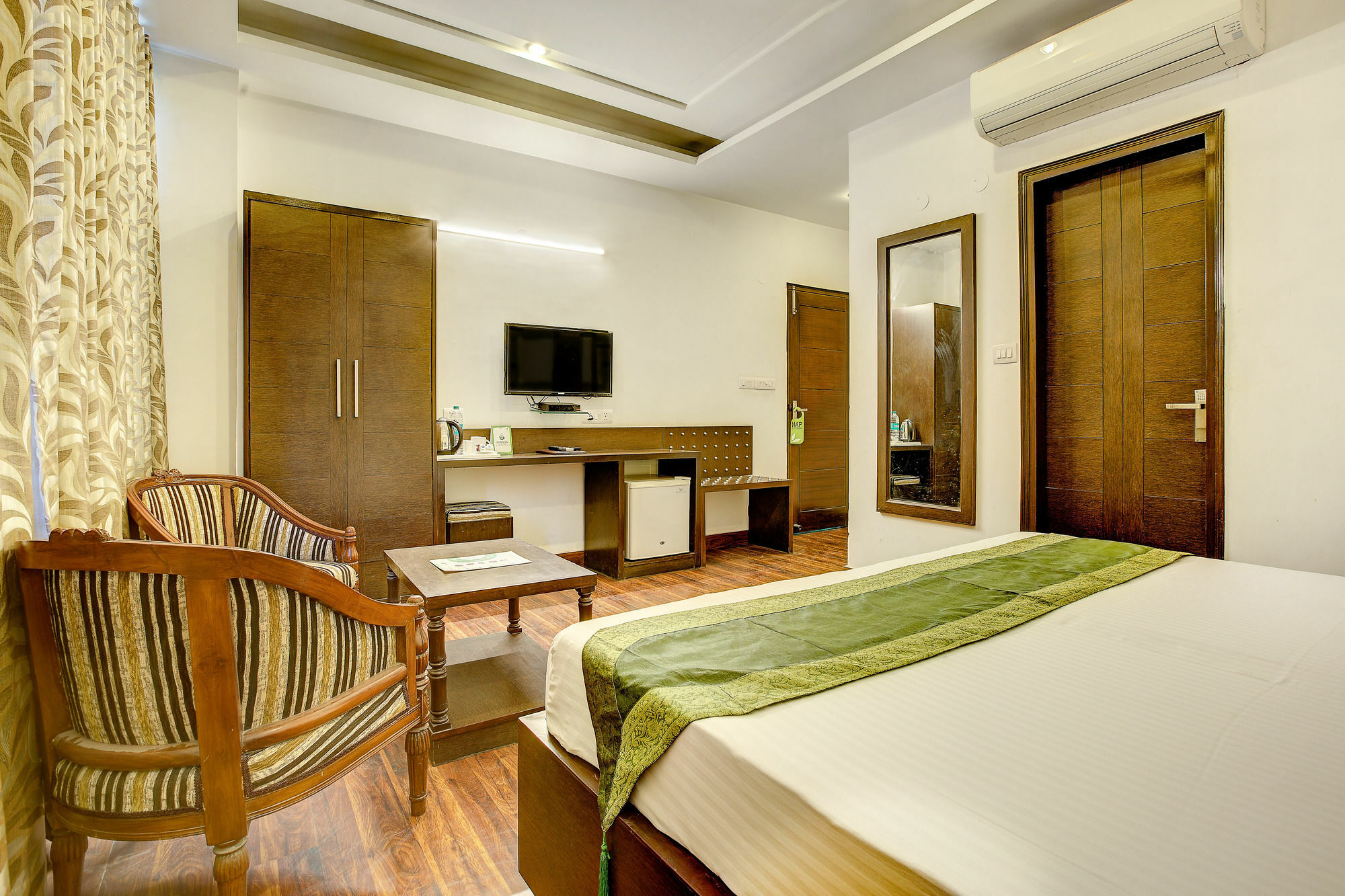 Treebo C T International Hotel Delhi  Buitenkant foto
