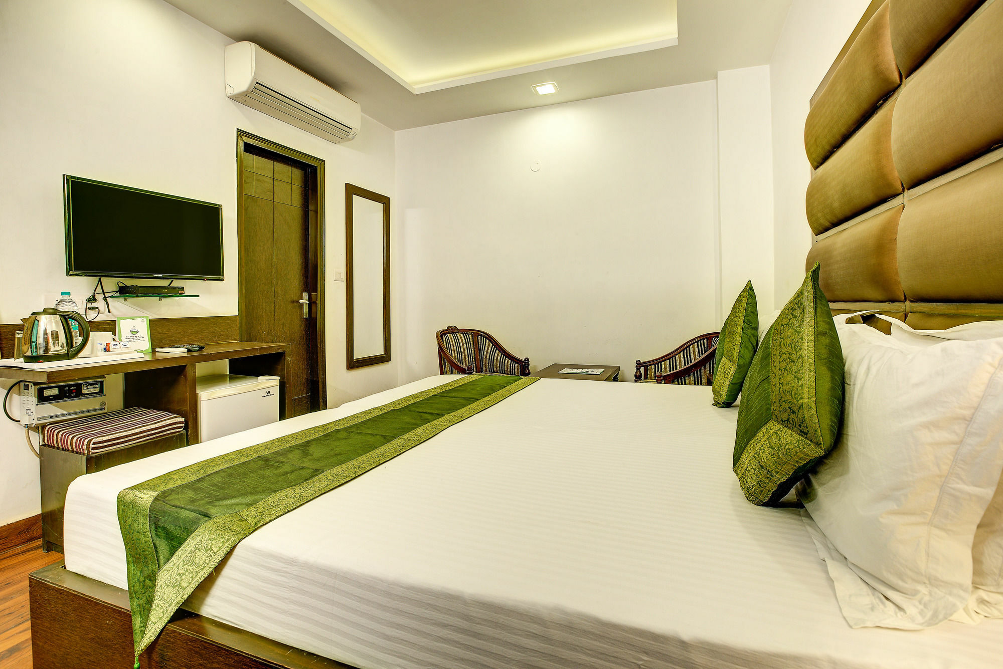 Treebo C T International Hotel Delhi  Buitenkant foto