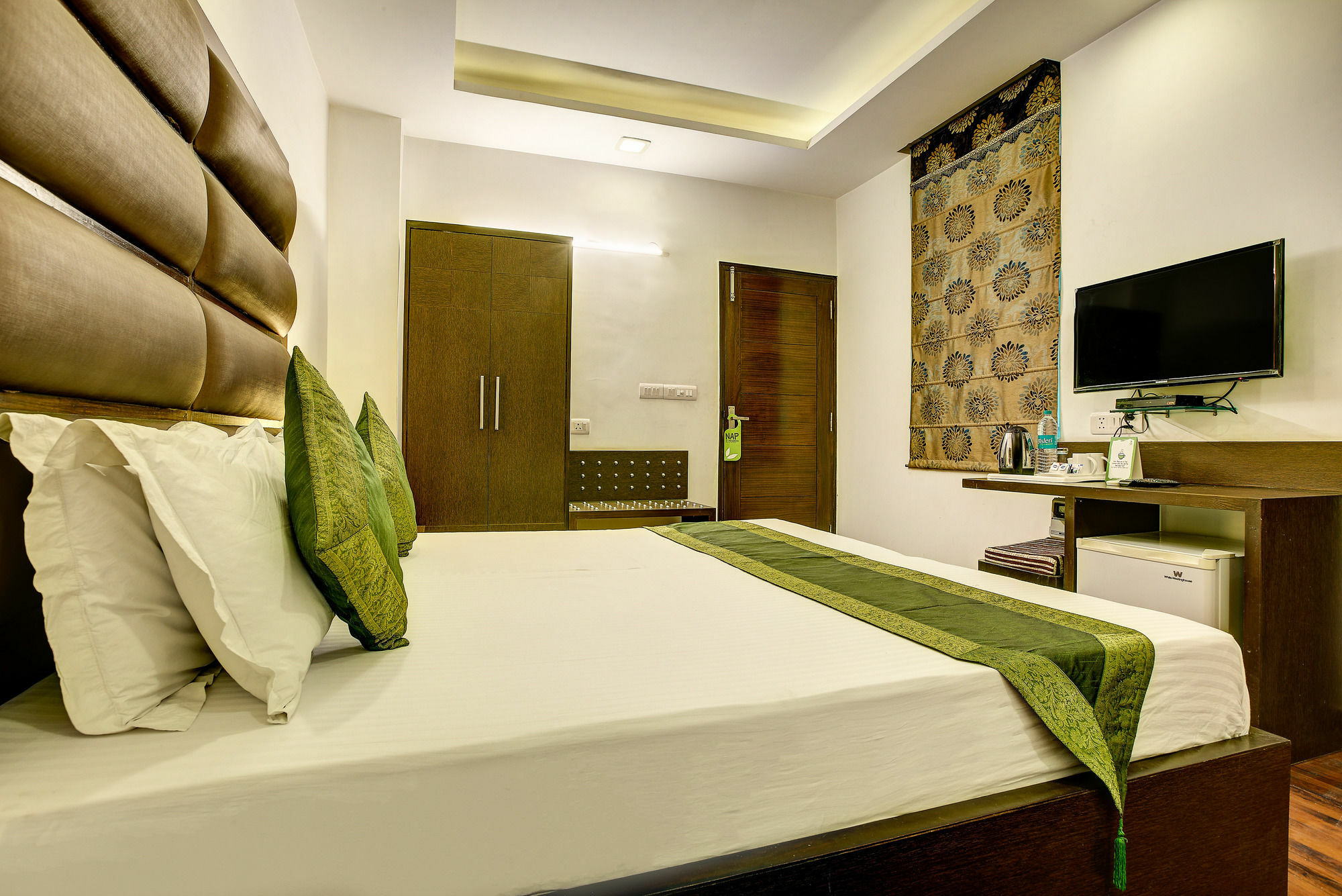 Treebo C T International Hotel Delhi  Buitenkant foto